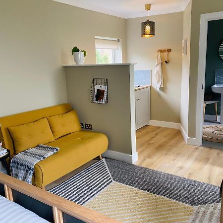 Spacious Room In The Centre Of Portree Buitenkant foto